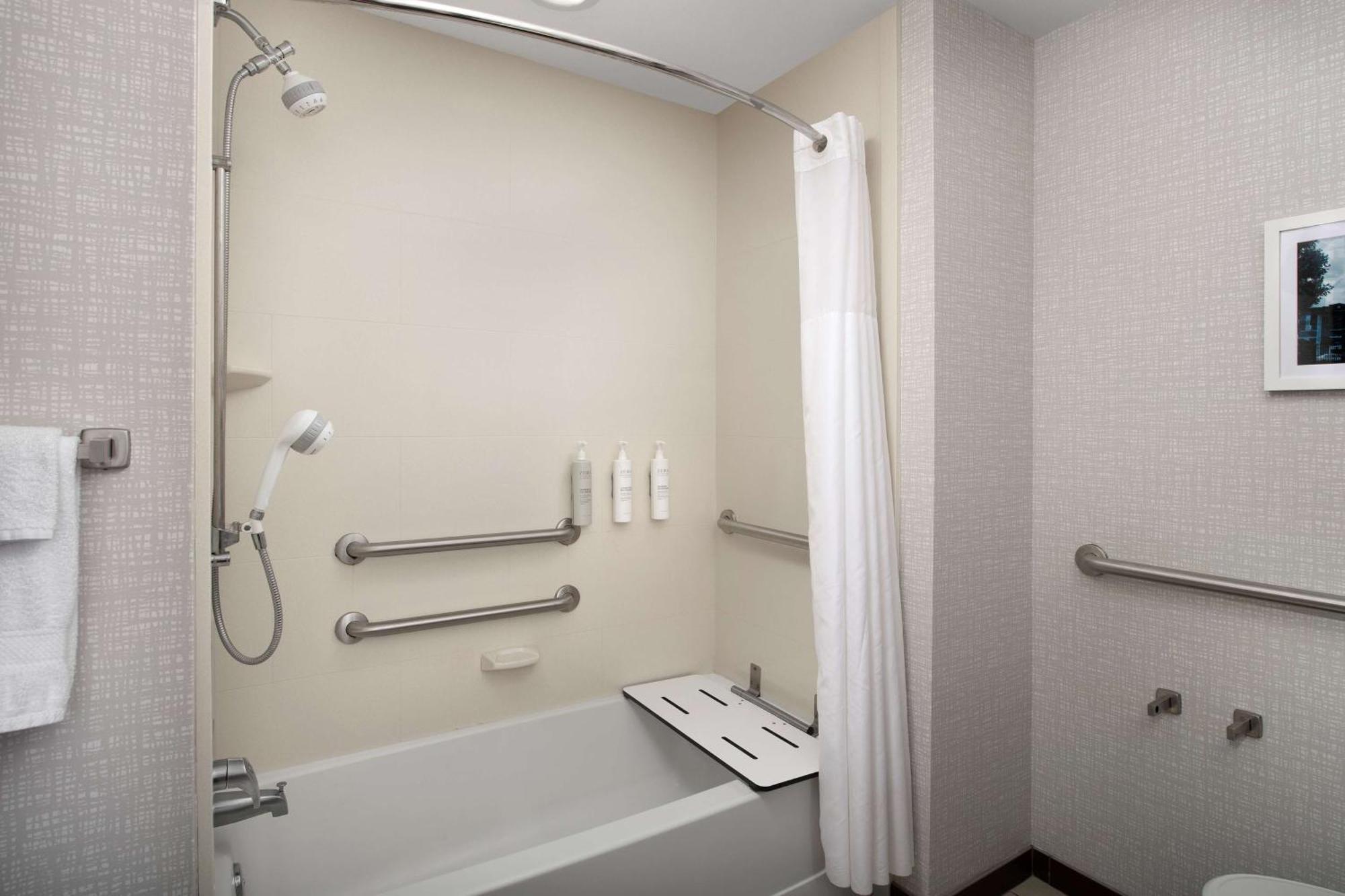 Hampton Inn Knoxville Clinton I-75 Екстер'єр фото