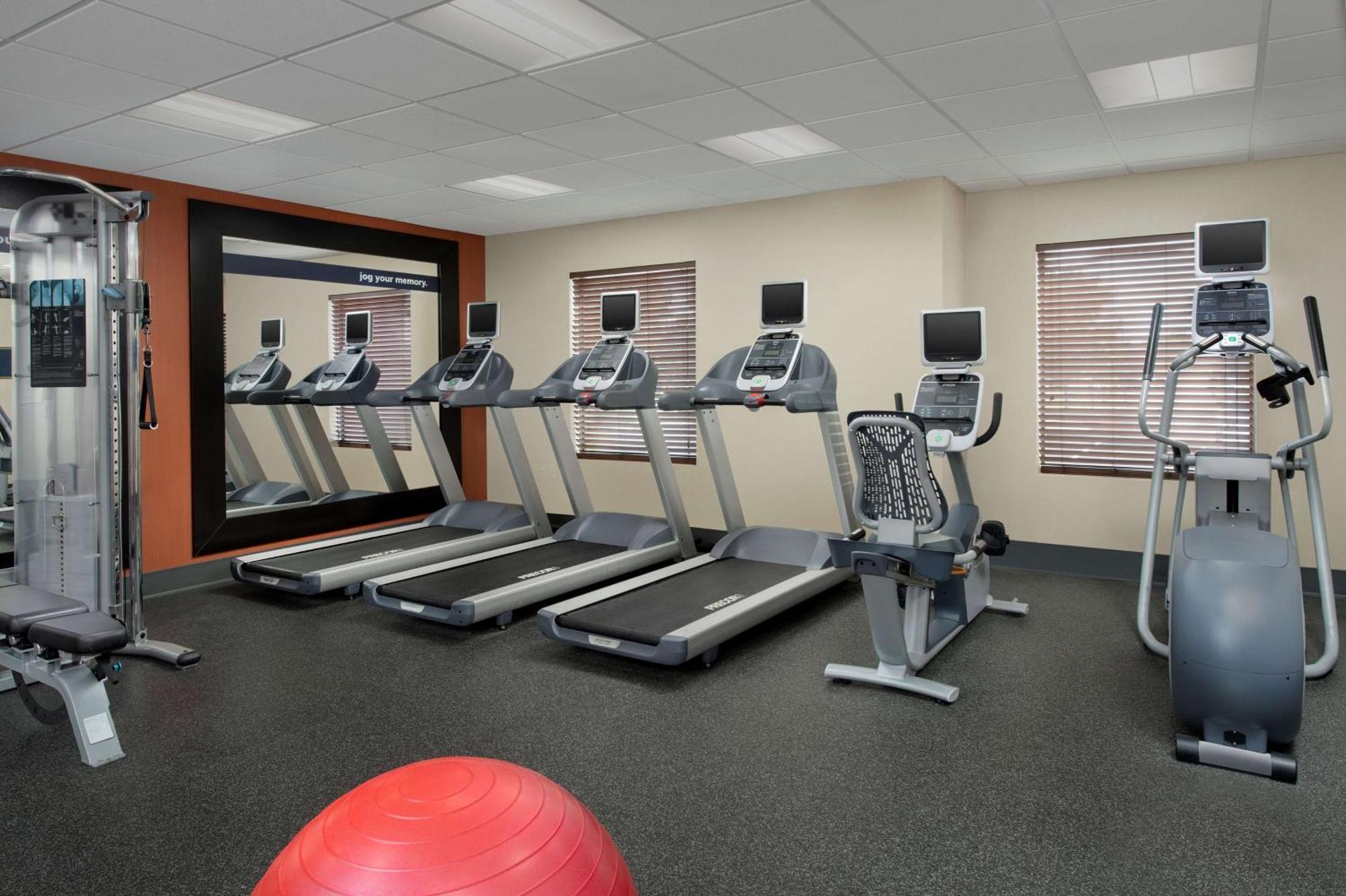 Hampton Inn Knoxville Clinton I-75 Екстер'єр фото
